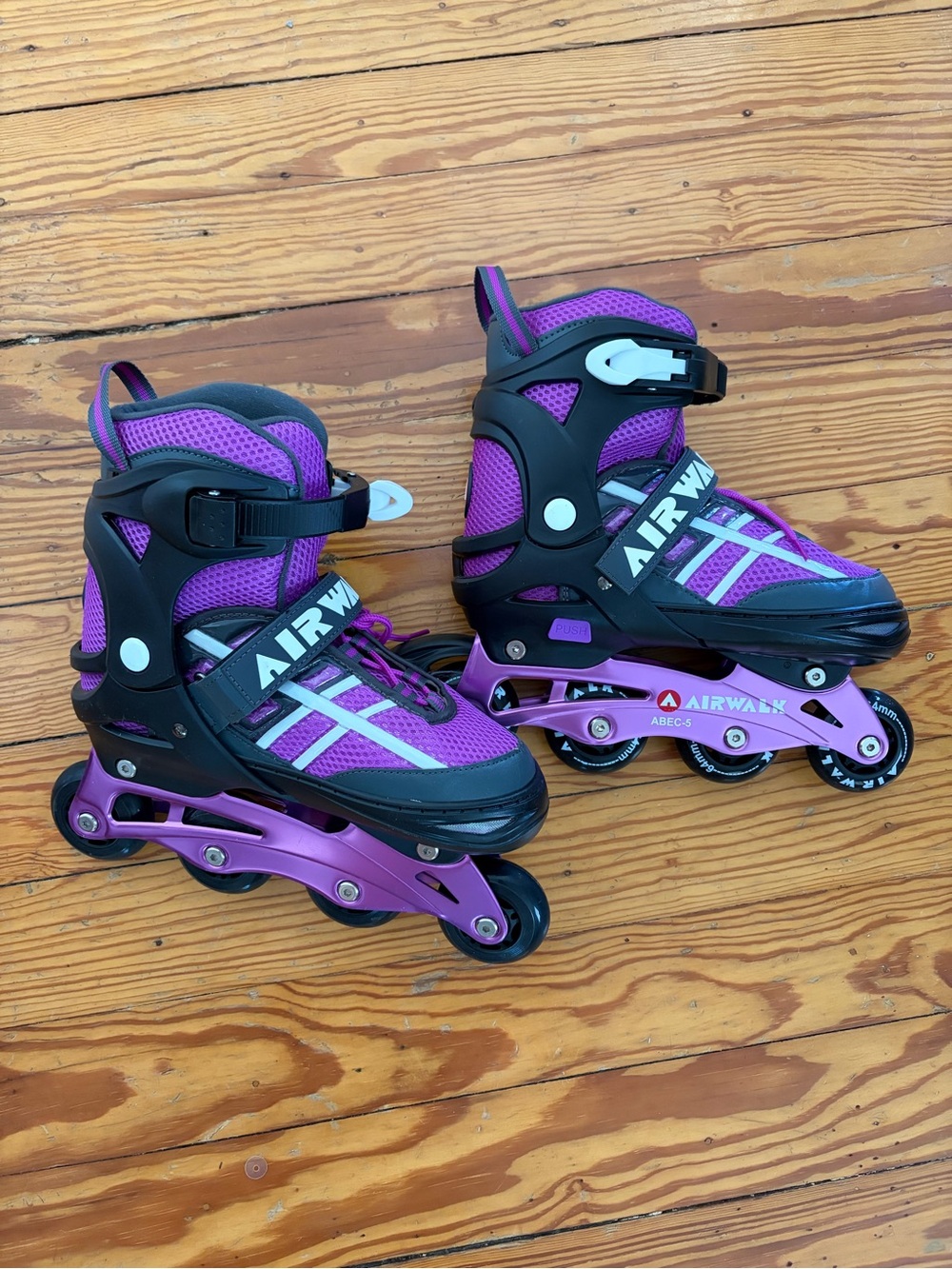 Airwalk Kids Purple Adjustable roller blades almost new size big girl 5-8